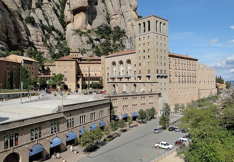 Montserrat Lluis