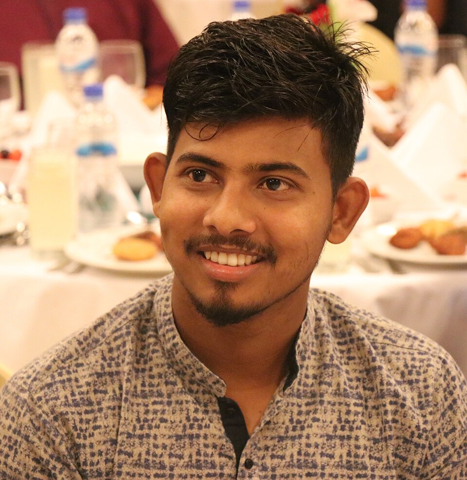 Mosaddek Hossain