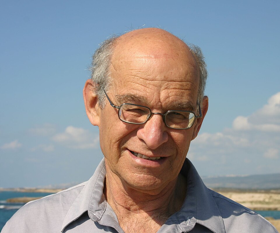 Nadav Aharoni