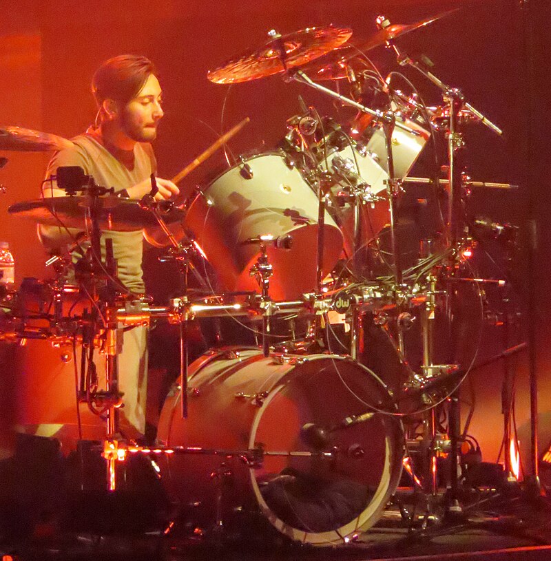 Nic Collins
