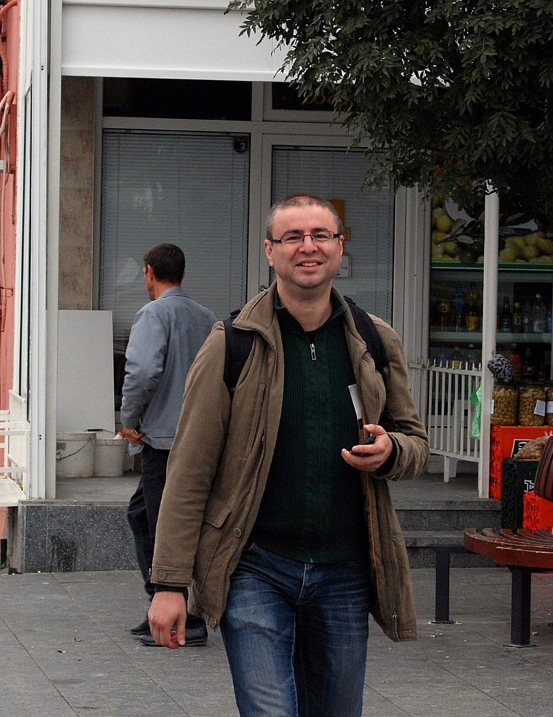 Nikola Madzirov