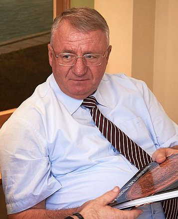 Nikola Šešelj