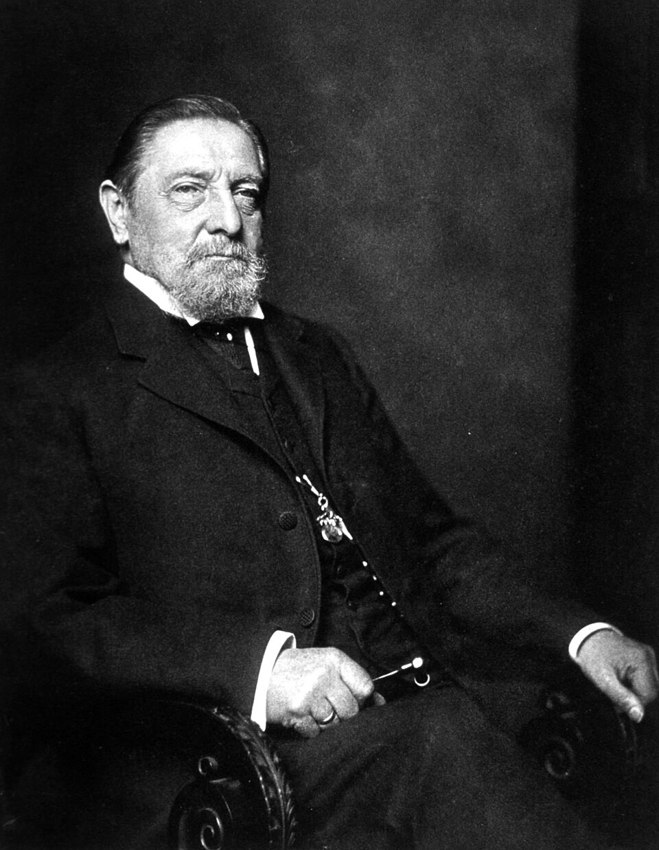 Nils Strassburg