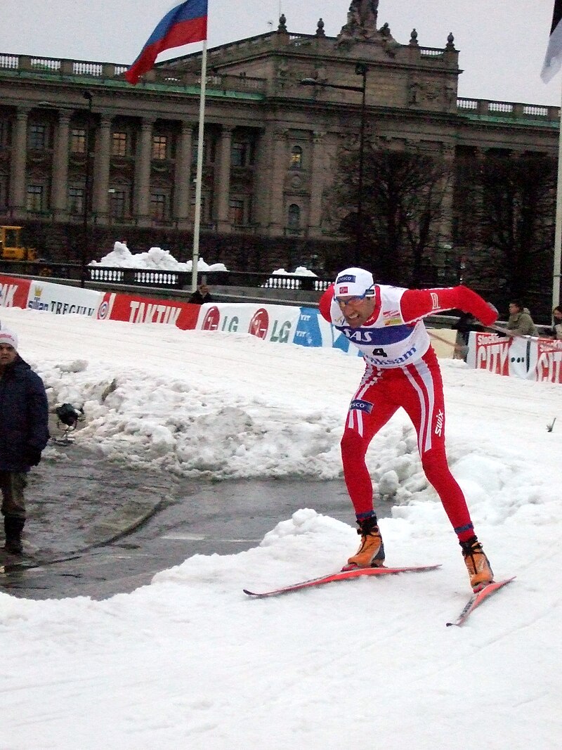 Odd-Bjørn Hjelmeset