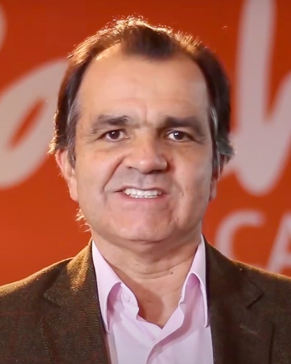 Óscar Uribe
