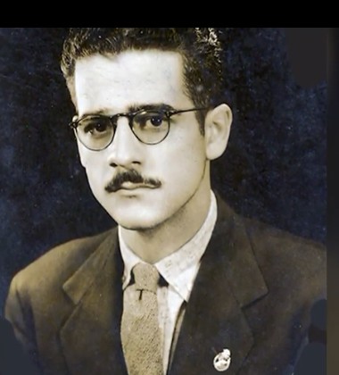 Oswaldo Escobar Velado