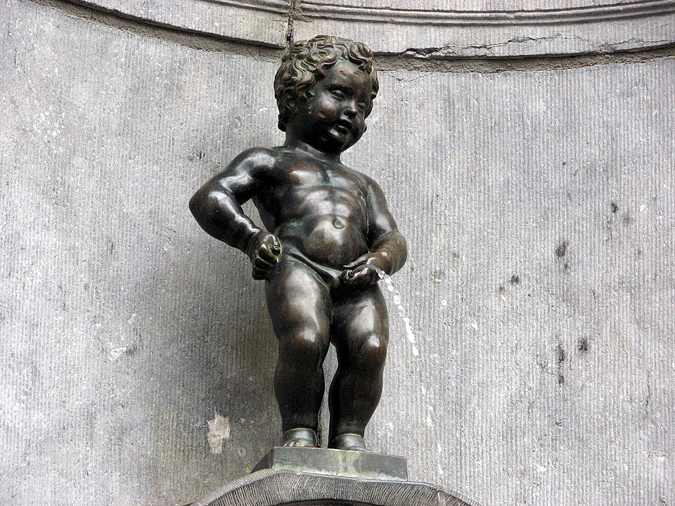 Pee Mit