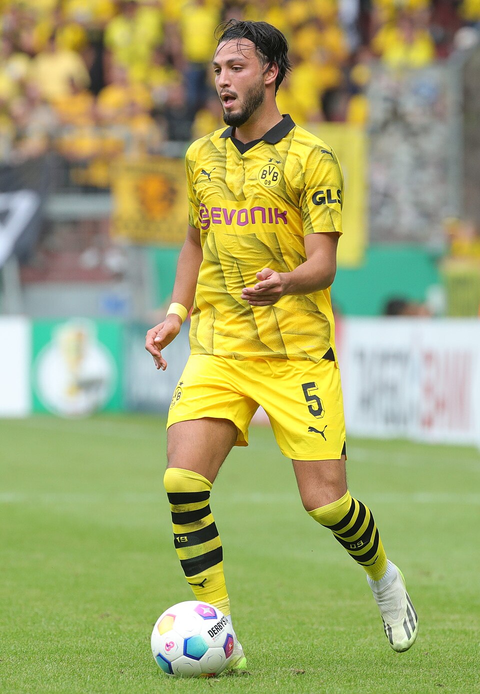 Rami Bensebaini