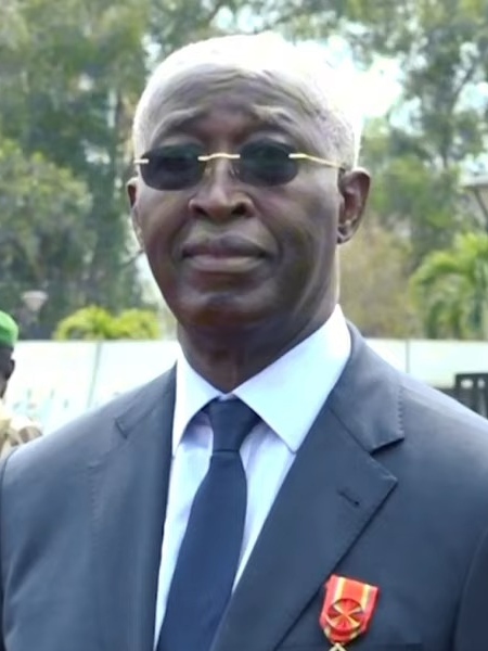 Raymond Ndong Sima