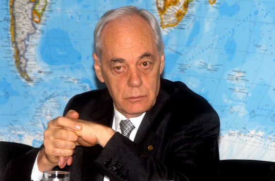 Reinhold Stephanes Júnior