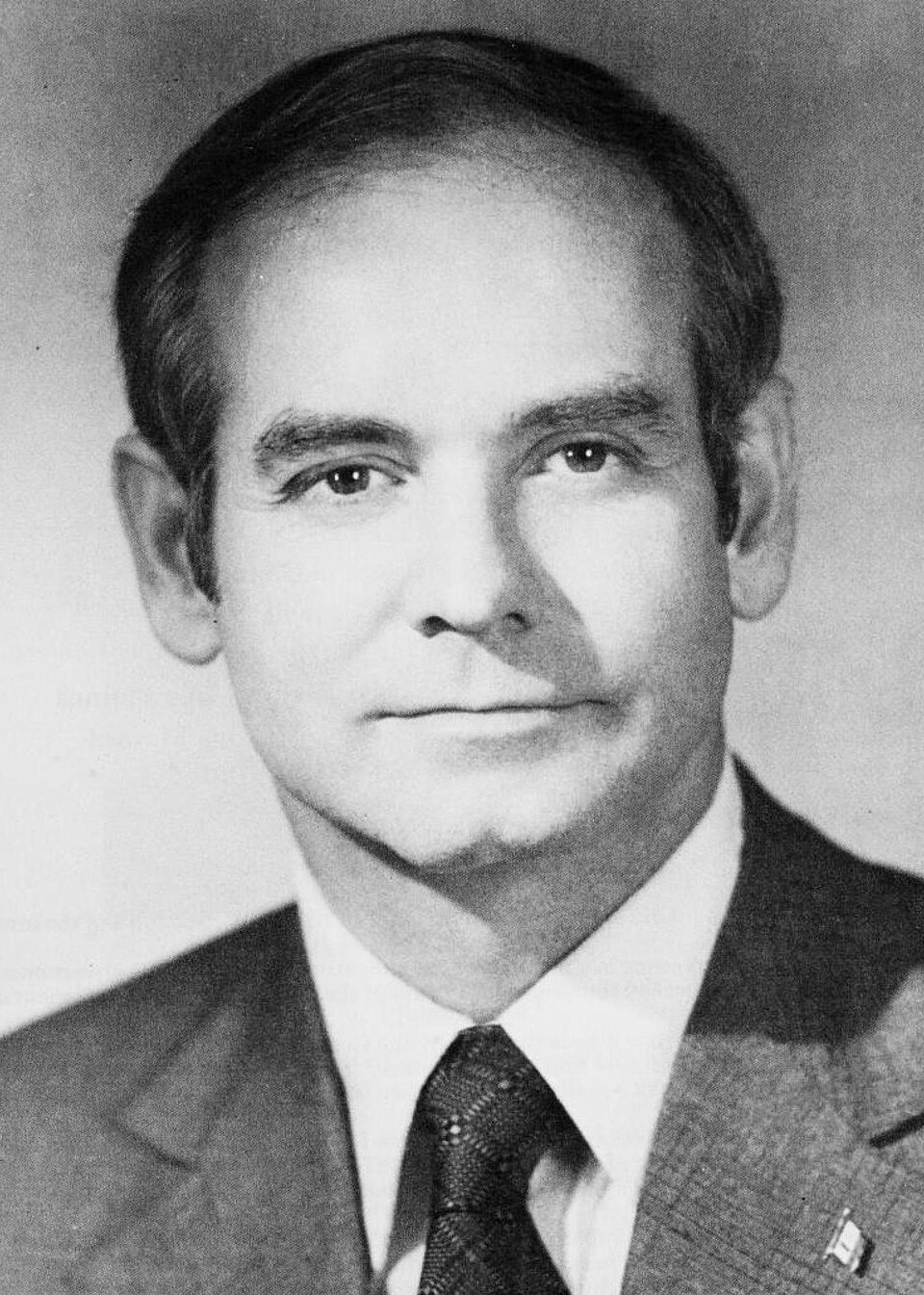 Robert D Ray