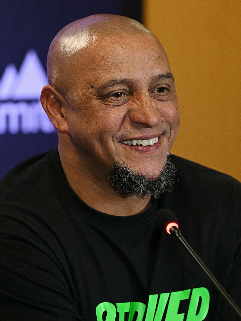 Roberto Carlos A. V.