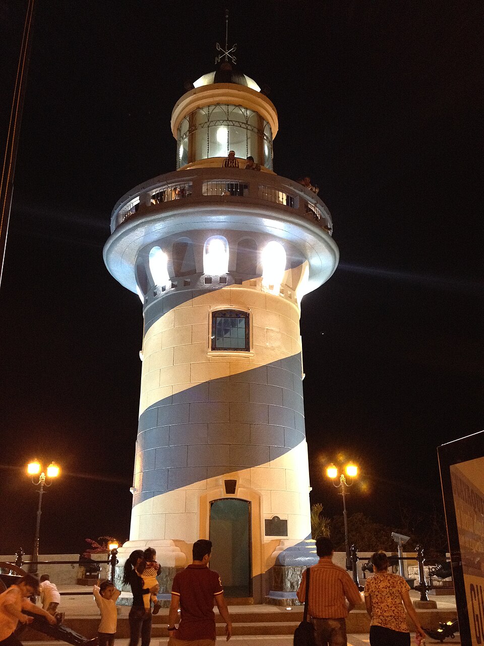 Roberto Gilbert Febres Córdero