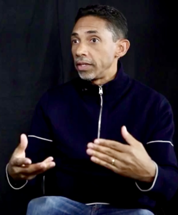 Robin Davis