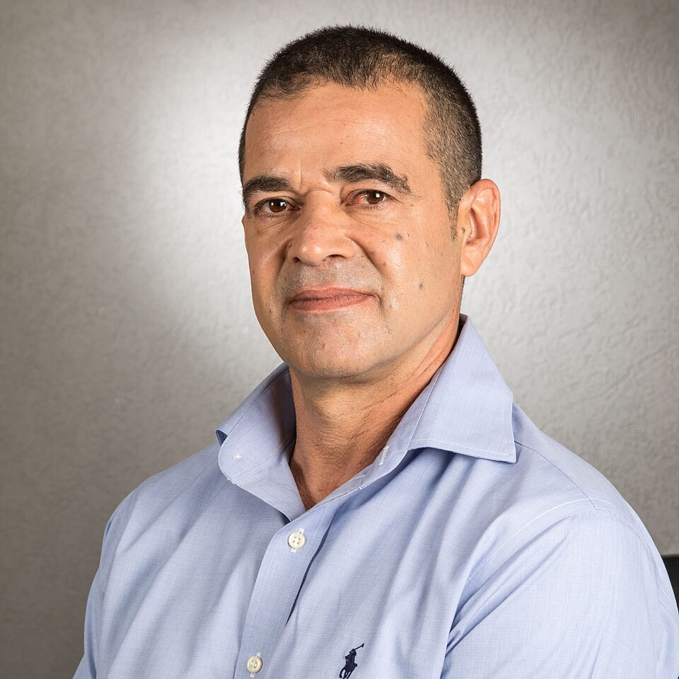 Ron Omri