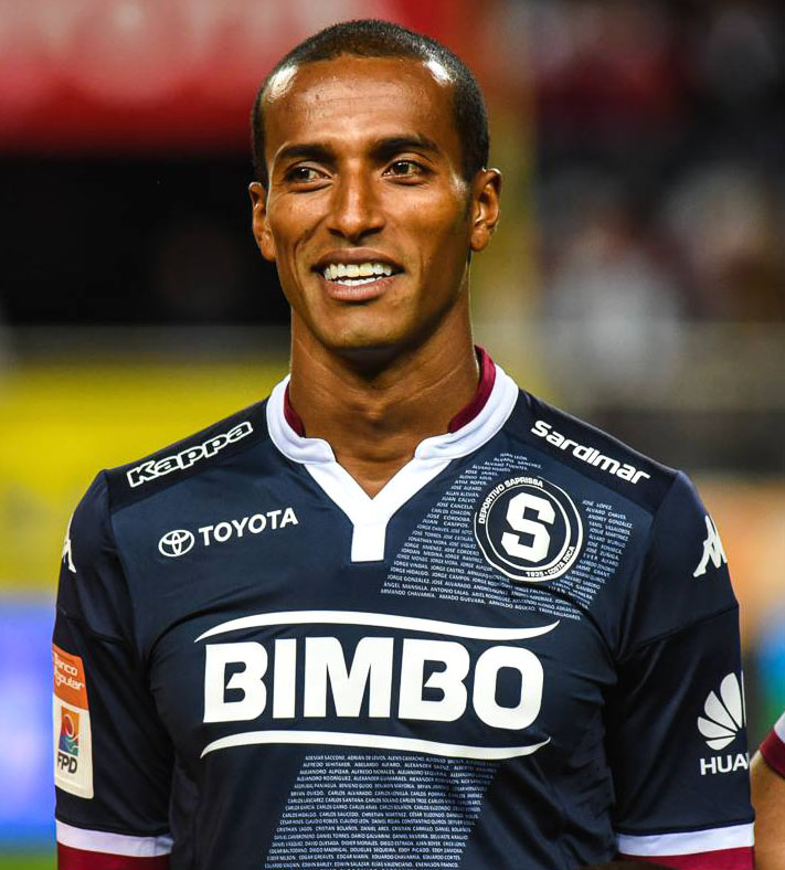 Roy Hernández