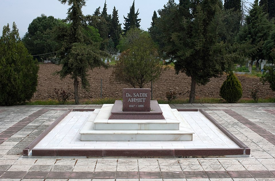 Sadık Ahmet