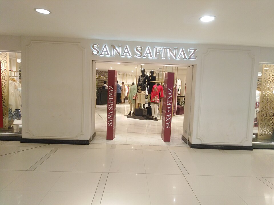 Sana Safinaz