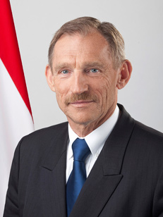 Sándor Pintér