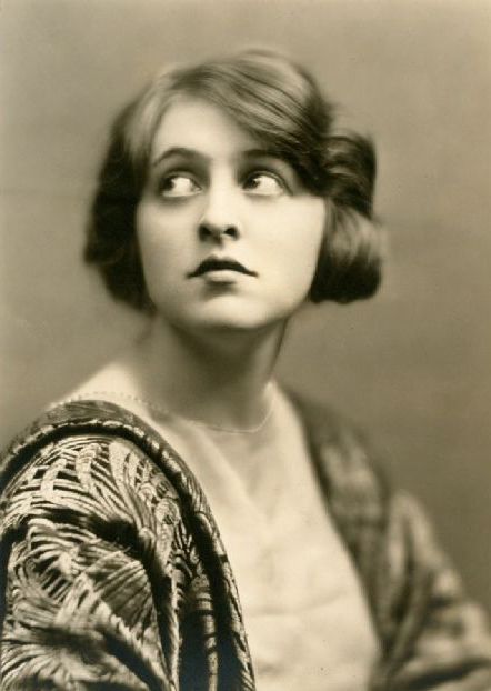 Sarah McKechnie