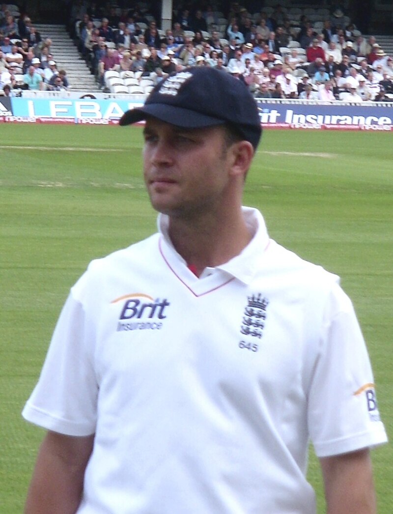 Simon Trott