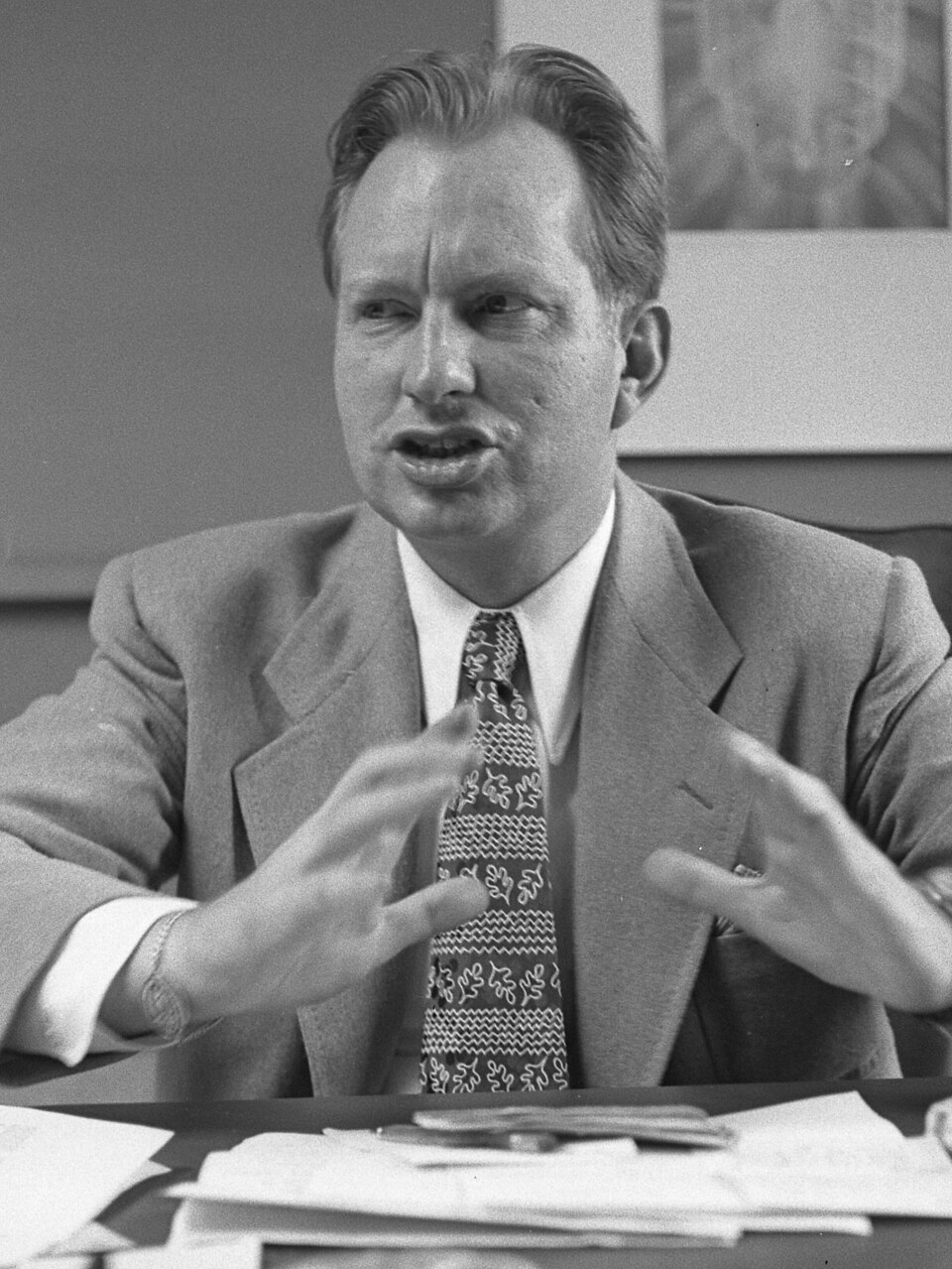 Steven D Hubbard