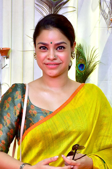 Sumona Chakravarti