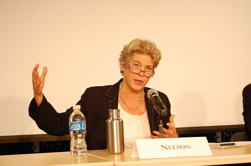 Tia Nelson