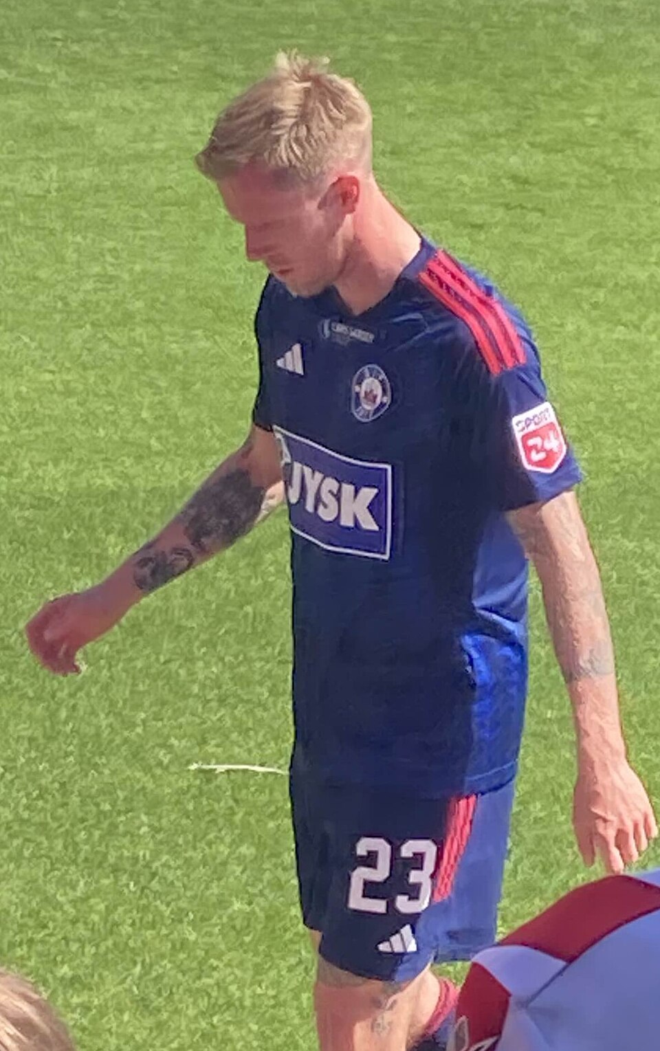 Tonni Adamsen