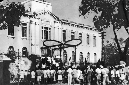 Trần Văn Giàu