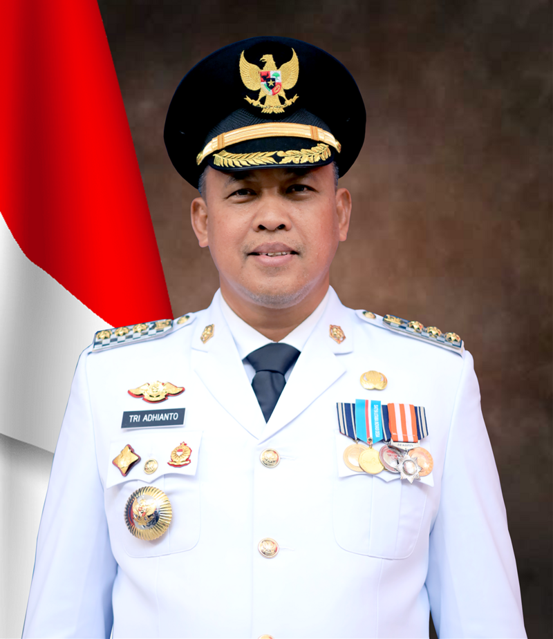 Tri Adhianto