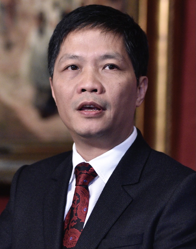 Tuấn Trần