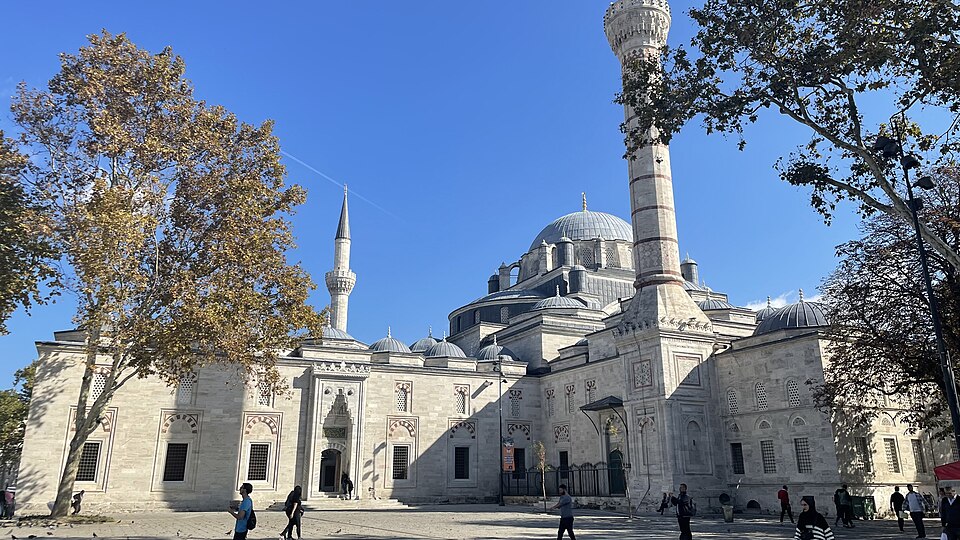 Tülin Çinili