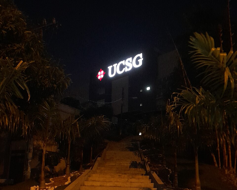 Universidad Católica de Santiago de Guayaquil