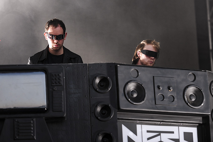 unknown musician group