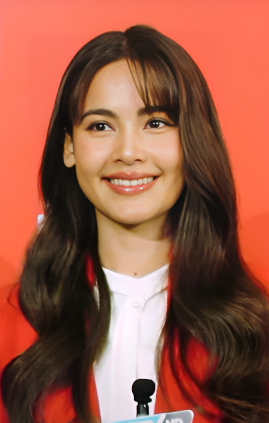 Urassaya Sperbund