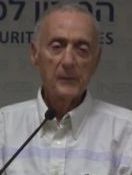 Uri Lubrani