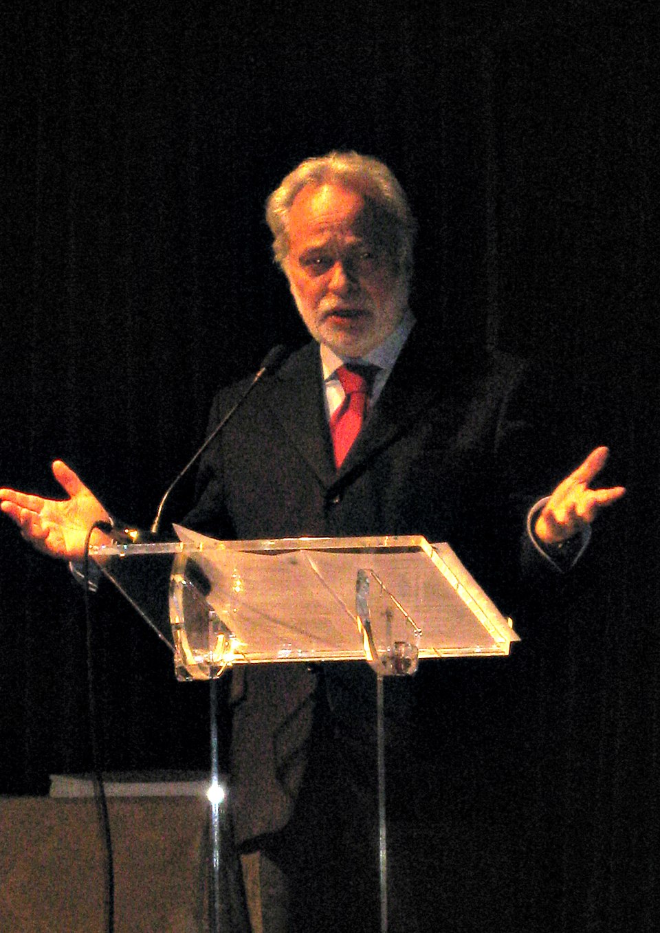 Valentim Loureiro