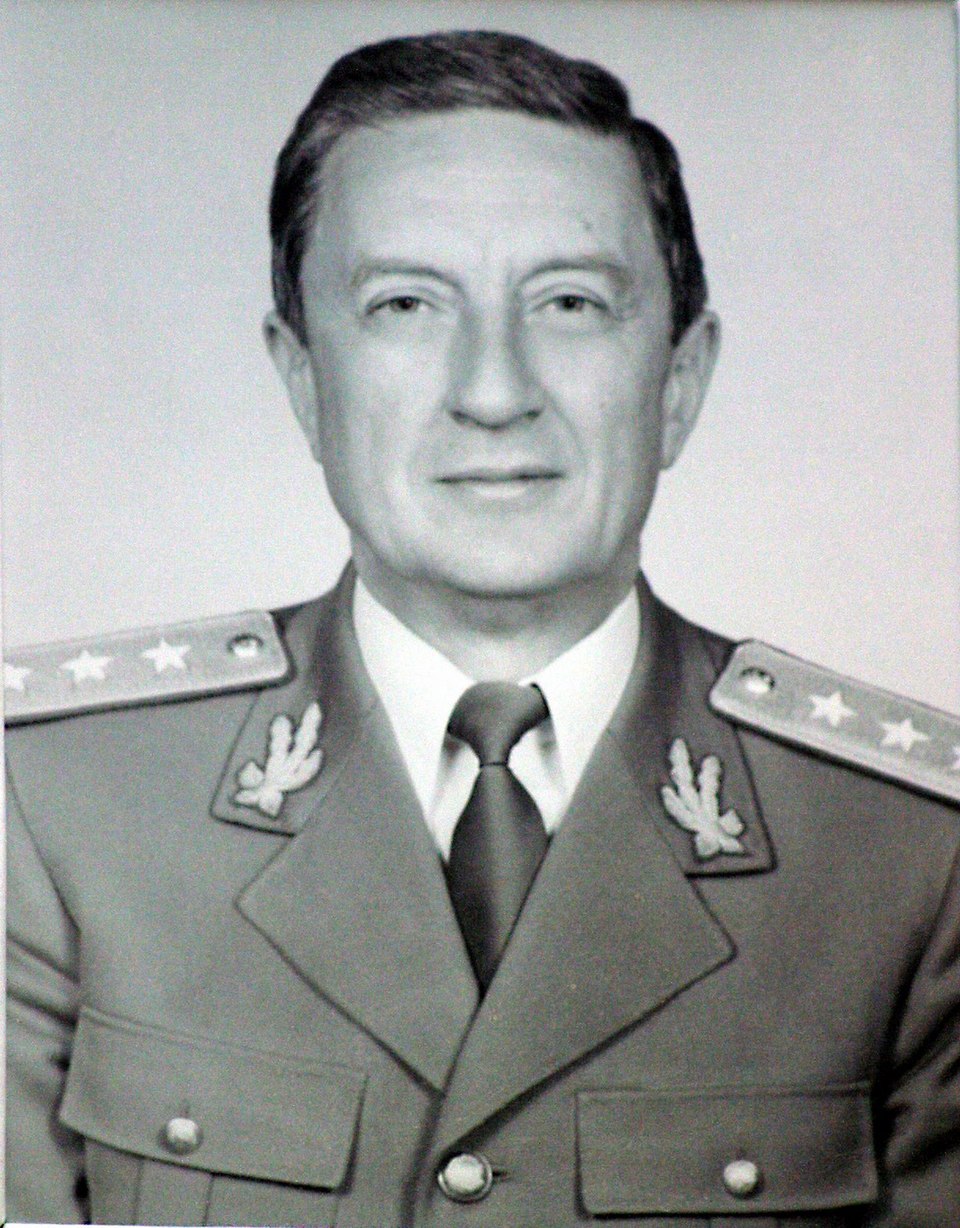 Victor Atanasie Stănculescu