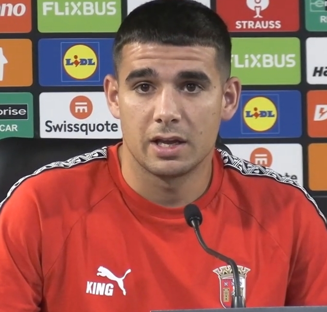 Víctor José Gómez