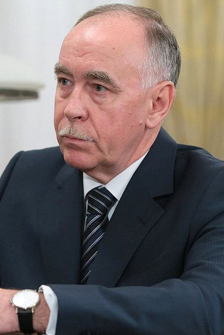 Viktor P.