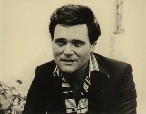 Waldo Aires