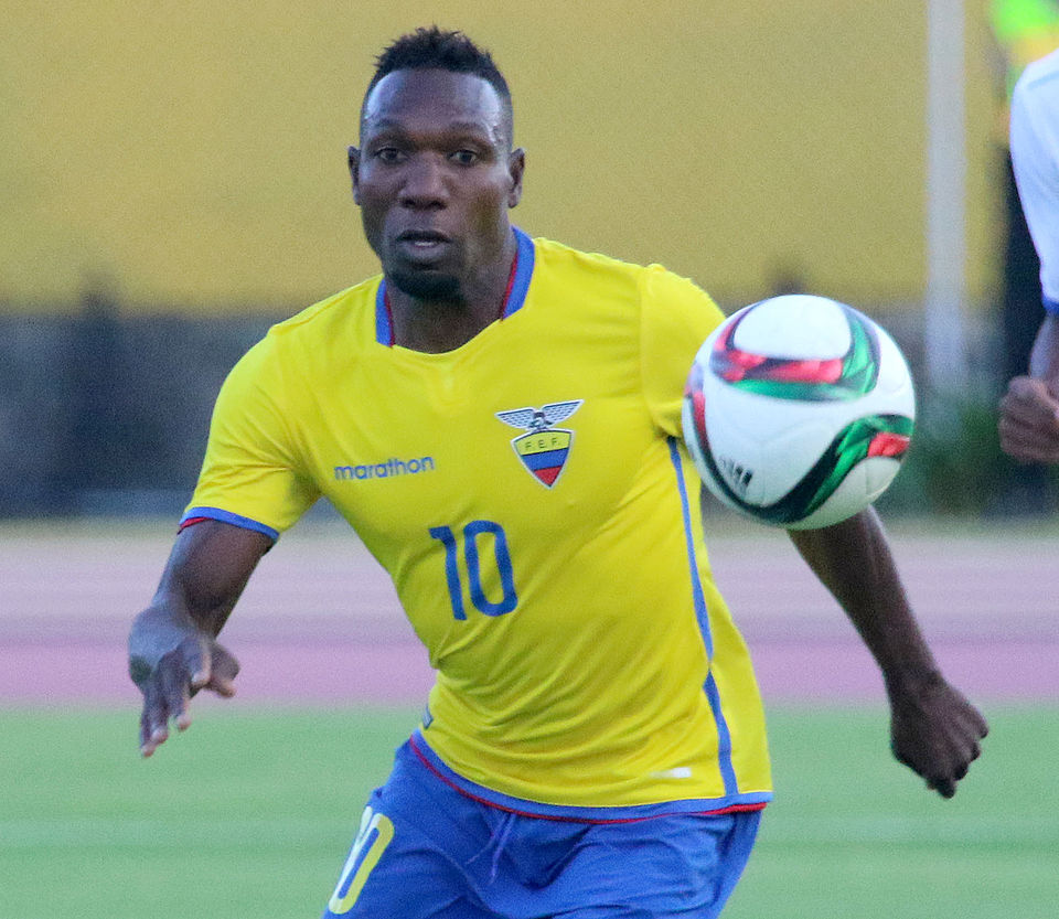 Walter Ayoví Corozo