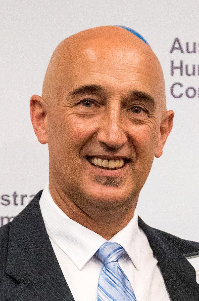 Walter Mikac