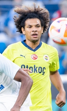 William Arão