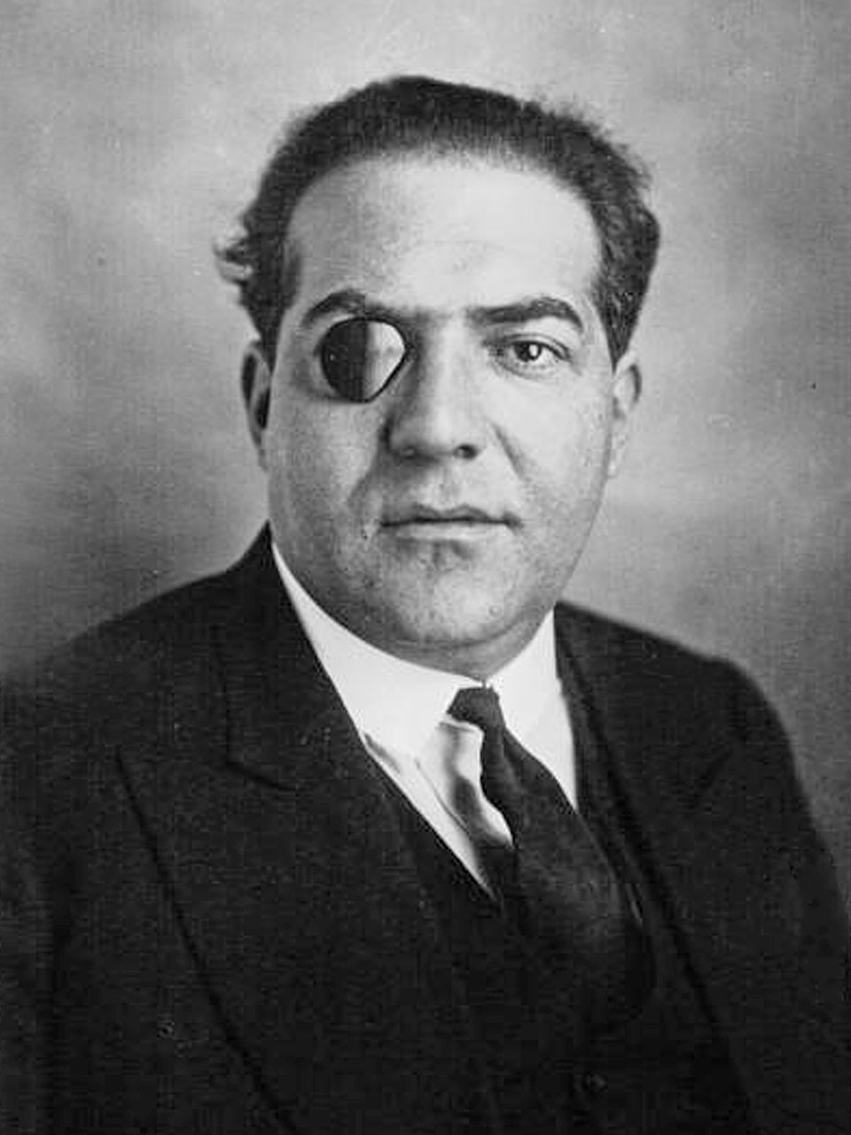 Xavier Vallat