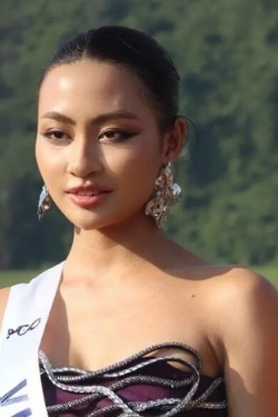 Xuân Hạnh