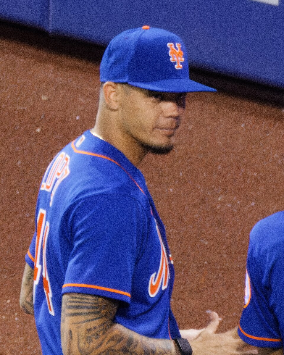 Yoan López