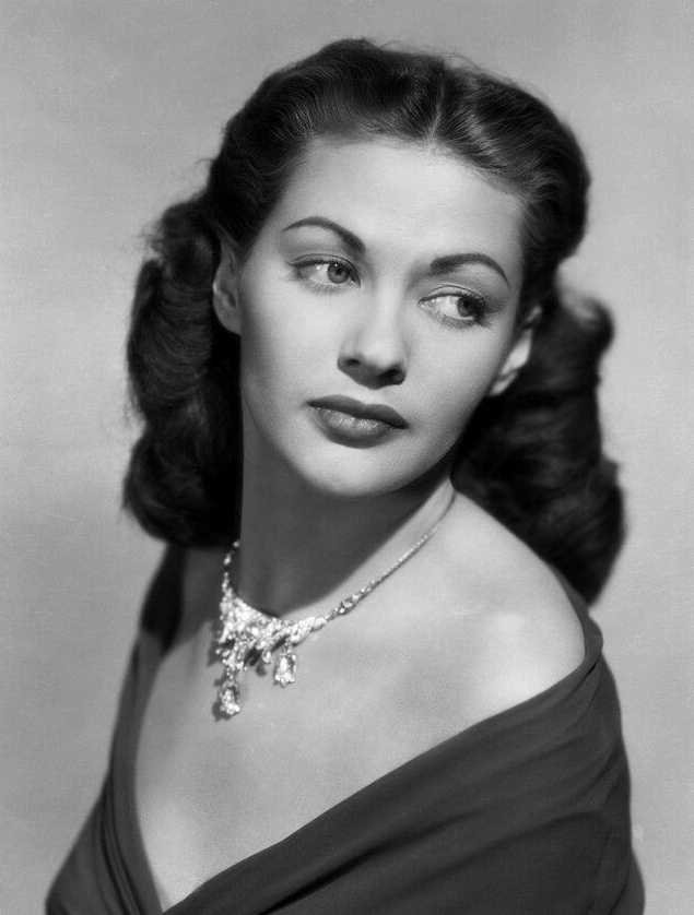 Yvonne Sam