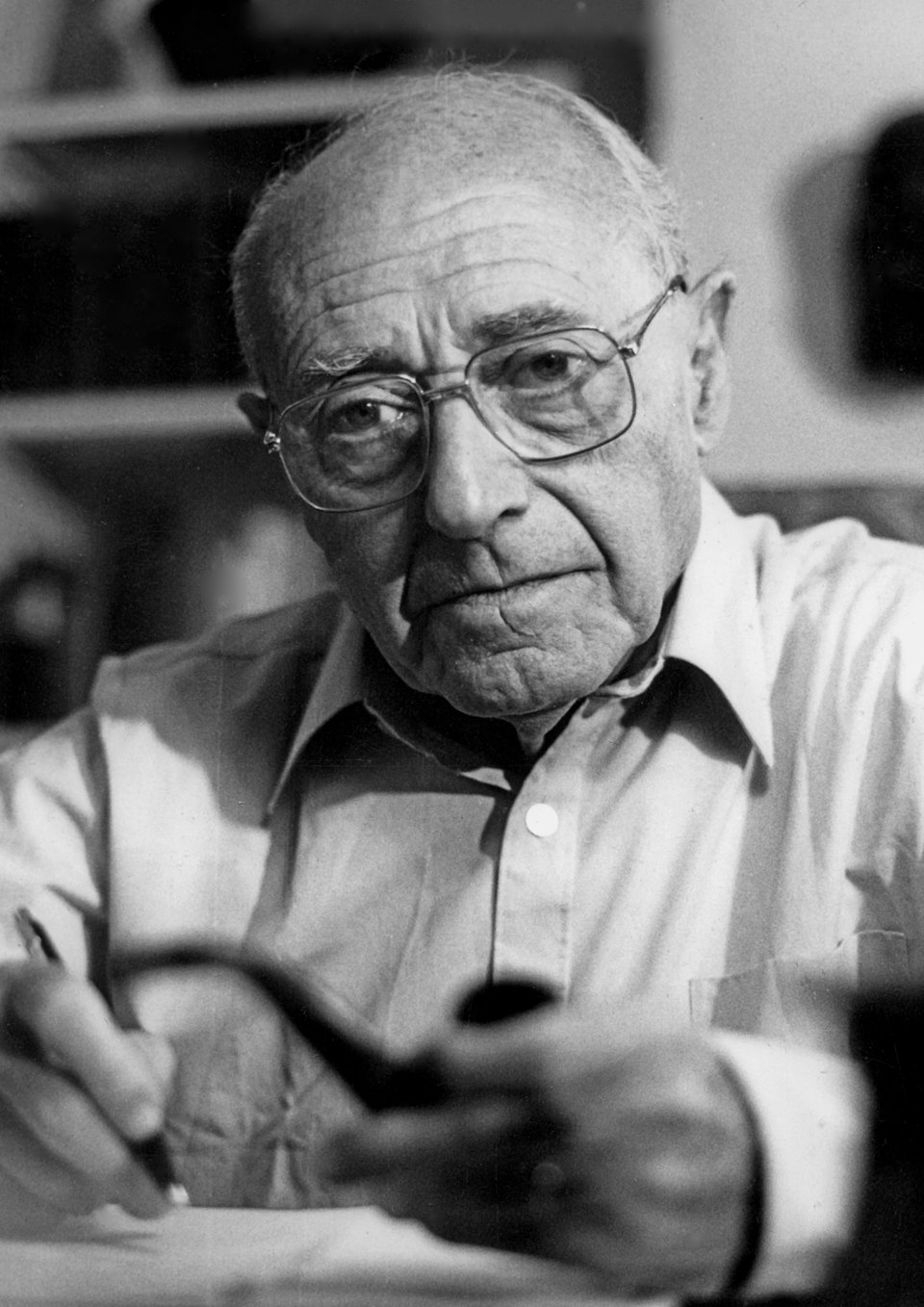 Zeev Nachama